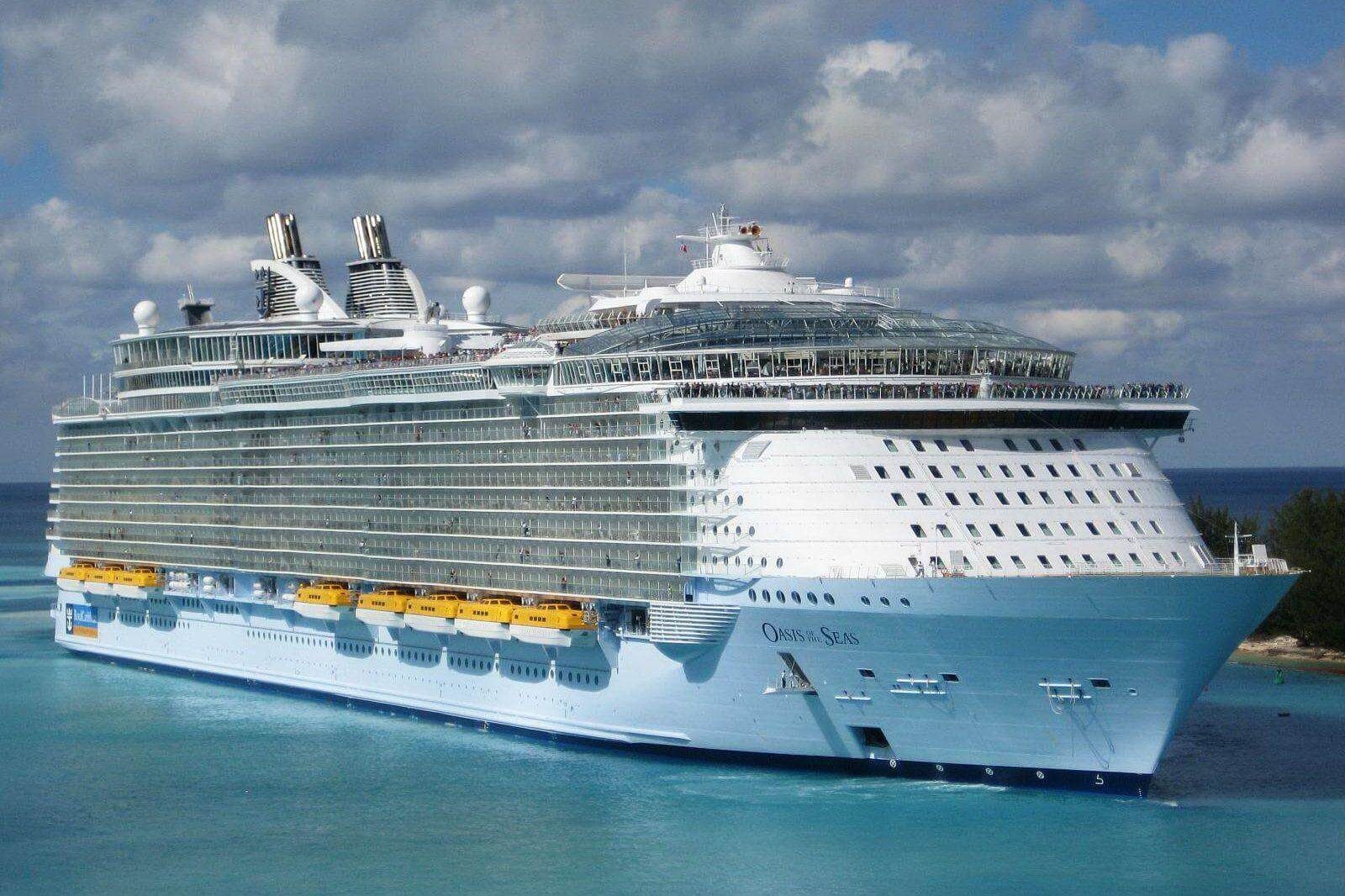 Лайнер Oasis of the Seas